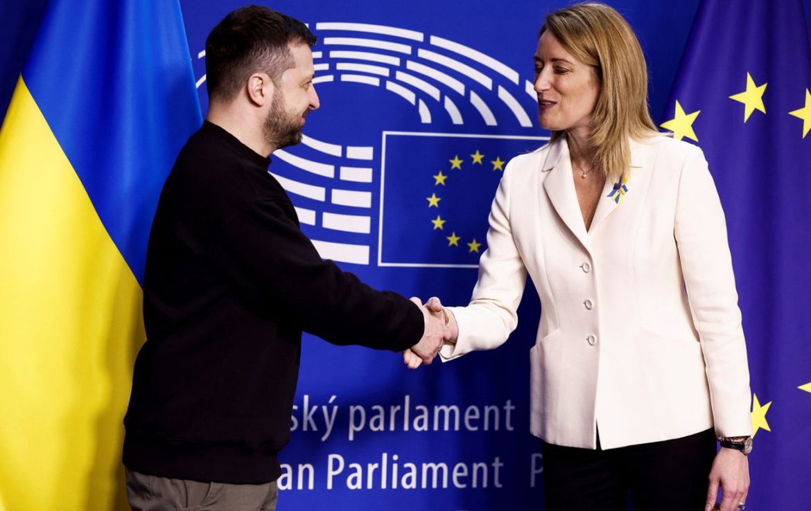 Глава Європарламенту виступила за передачу Україні літаків та далекобійних ракет