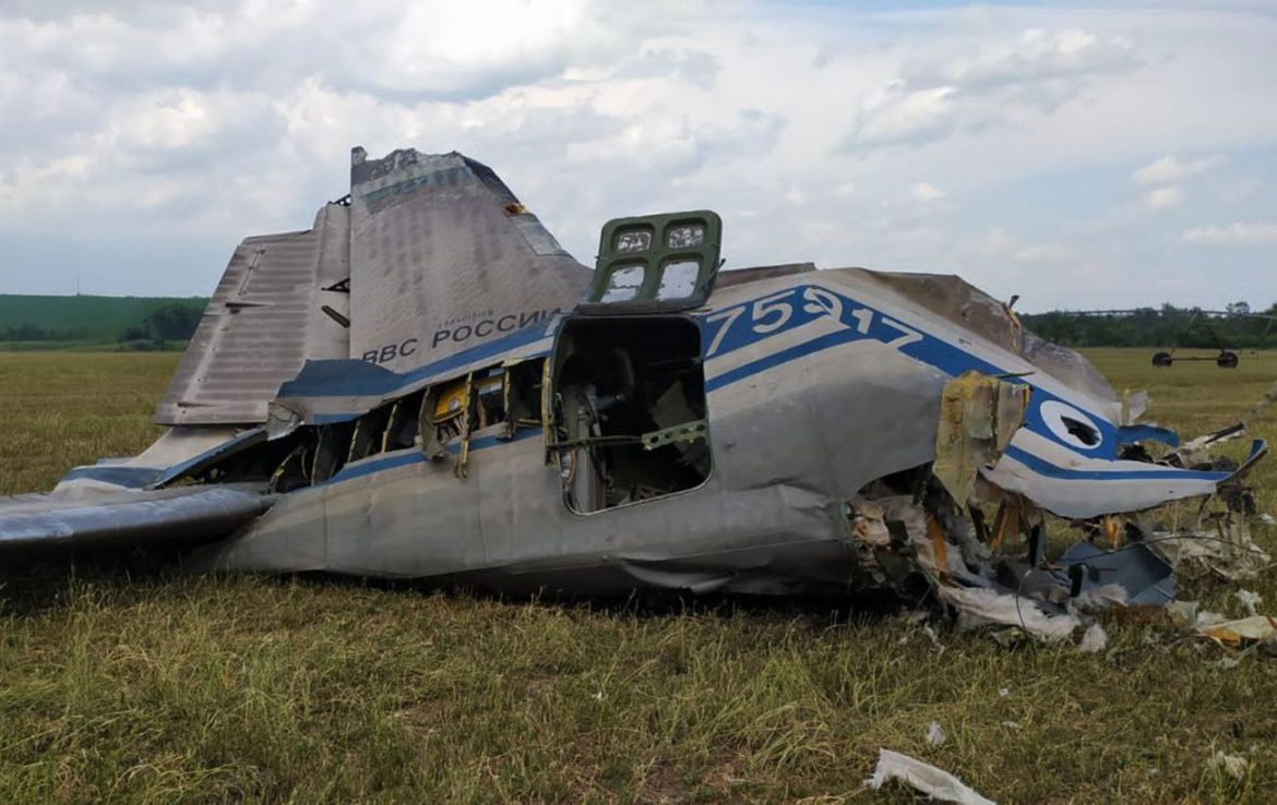 Британська розвідка пояснила цінність збитого “вагнерівцями” Іл-22М під час бунту