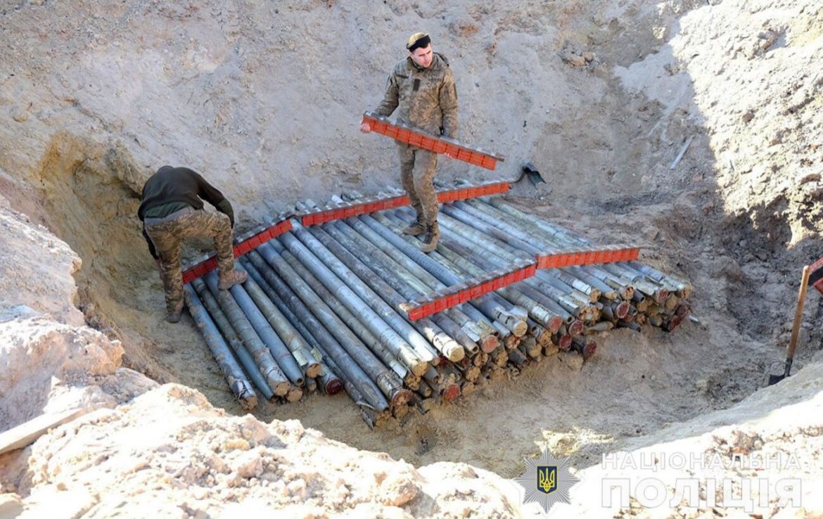 Одна з наймасштабніших ліквідацій. В Донецькій області поліція знищила снаряди до “Градів”