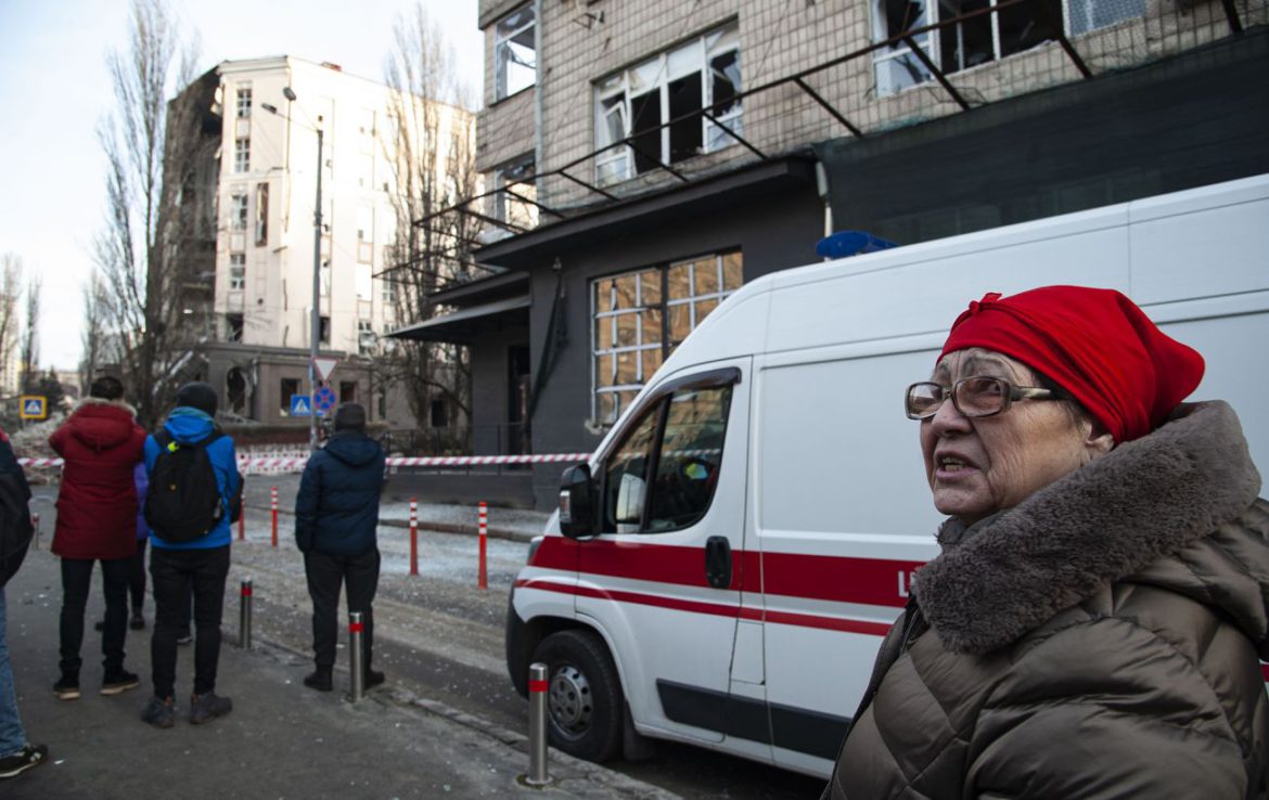 В Київській області дрони атакували цивільний об'єкт: троє жертв