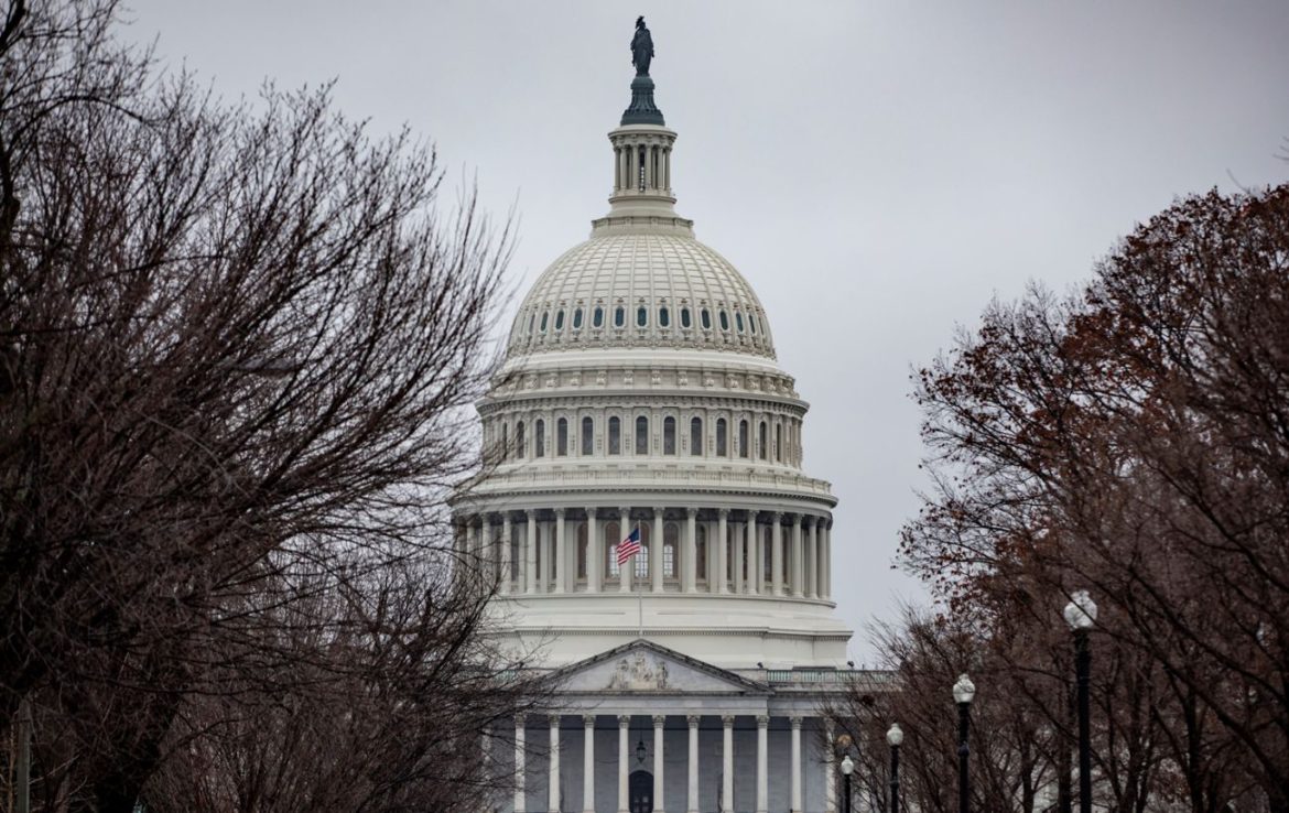 Розкол у Конгресі США щодо бюджету ставить під загрозу допомогу Україні