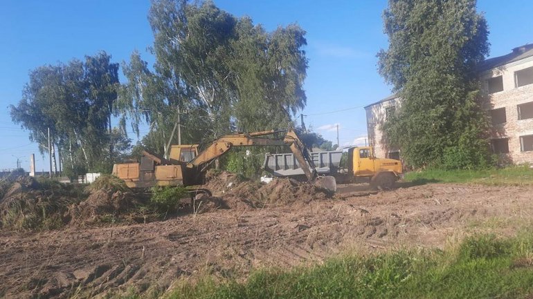 В Овручі оскверняють старе єврейське кладовище (фото)