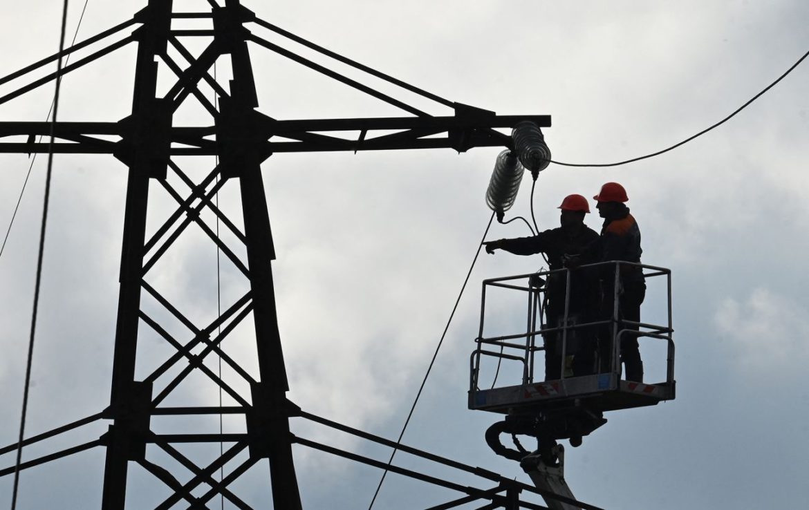 В Україні поступово зростає споживання електроенергії, але дефіцит зменшився, – “Укренерго”