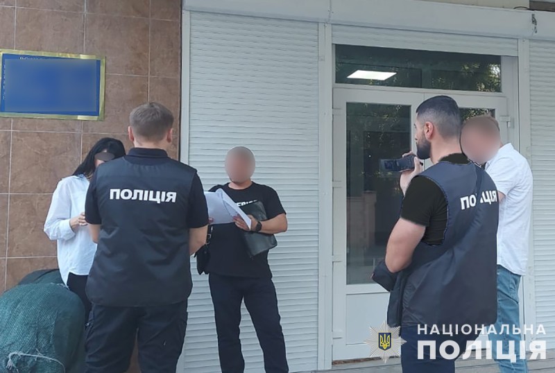 У Запоріжжі керівнику військкомату повідомили про підозру в підробленні офіційних документів