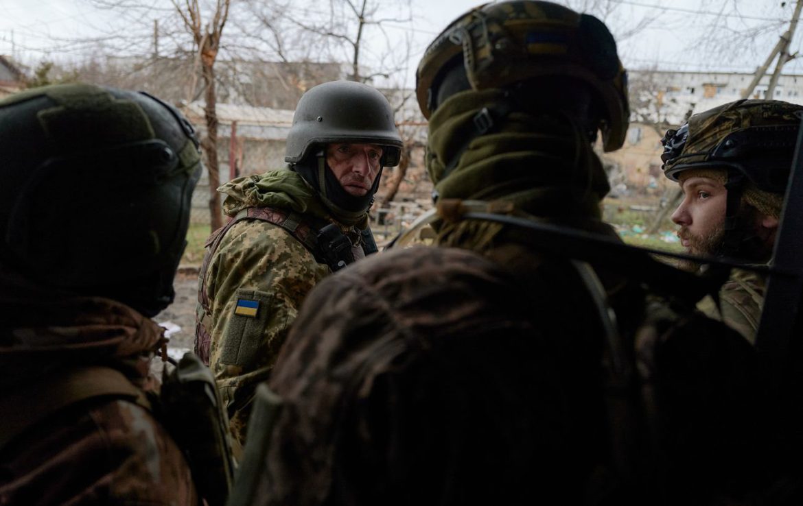 Прикордонники показали, як зараз виглядає Бахмут (відео)