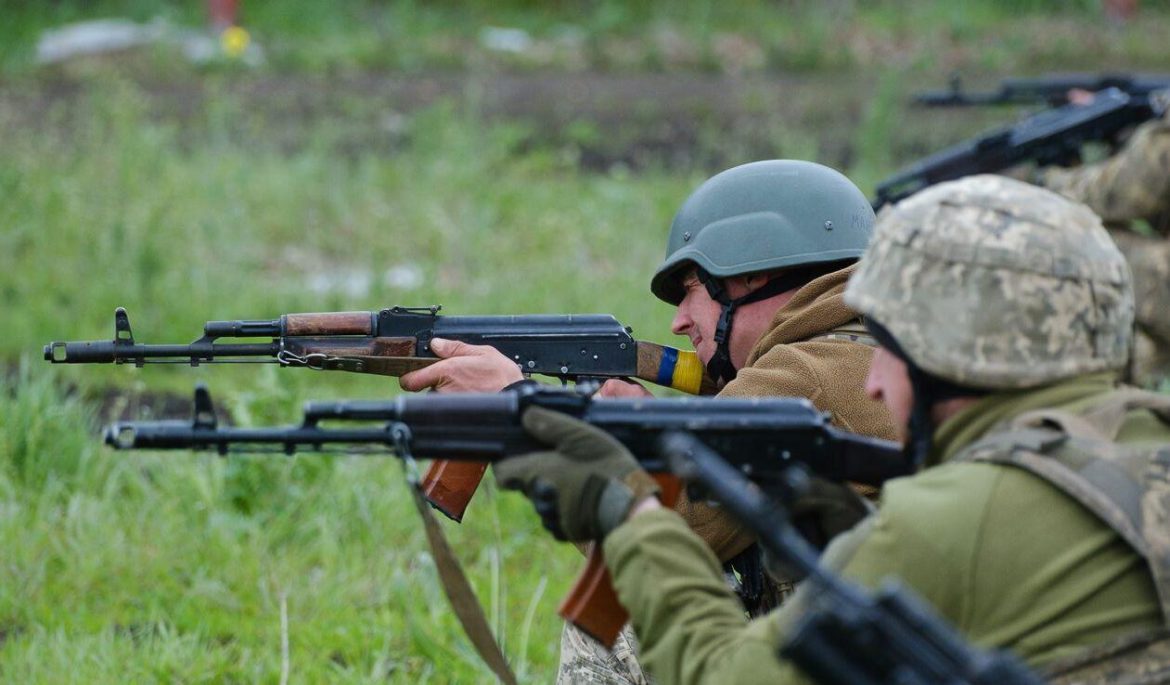 Євросоюз хоче до кінця року навчити 40 тисяч українських військових