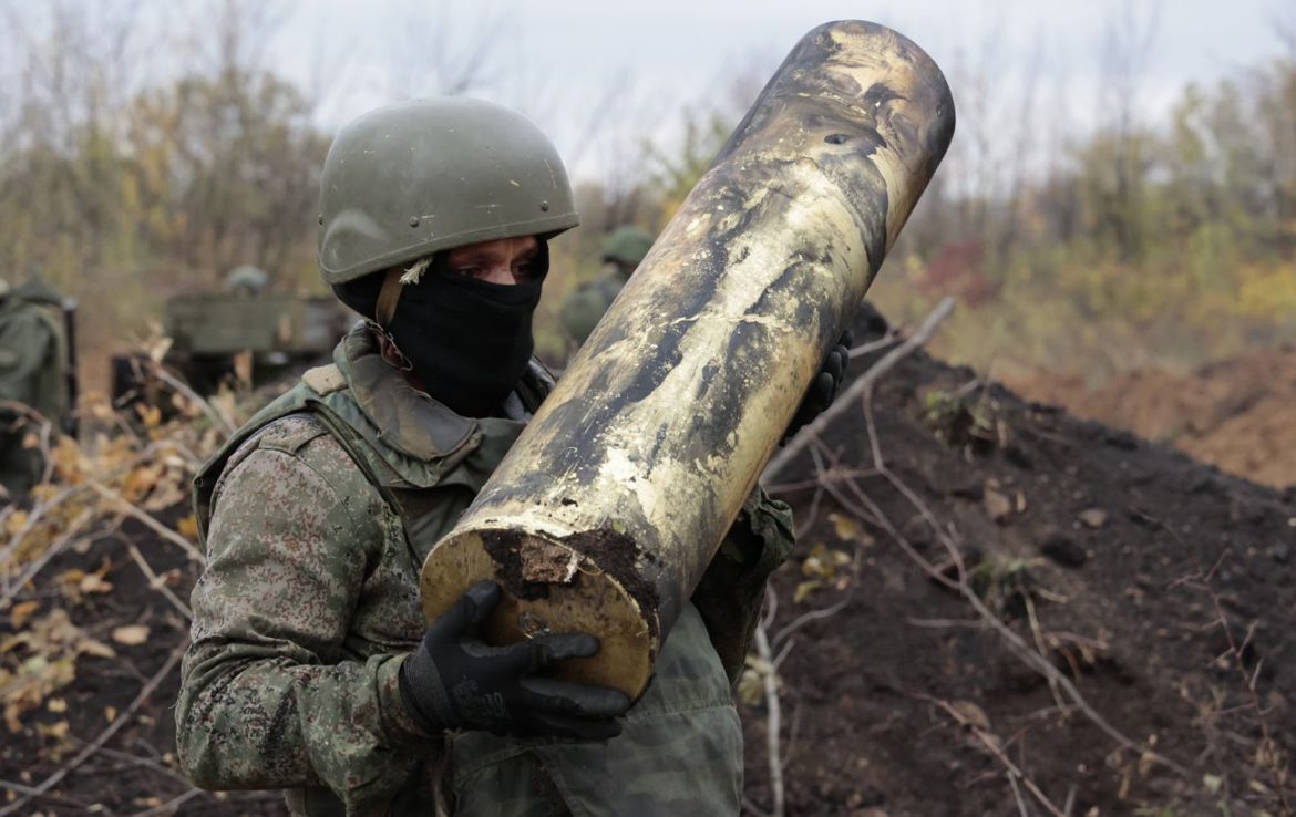 Окупанти порушують права мобілізованих у Криму, а ЗСУ збивають “Калібри”, – Генштаб