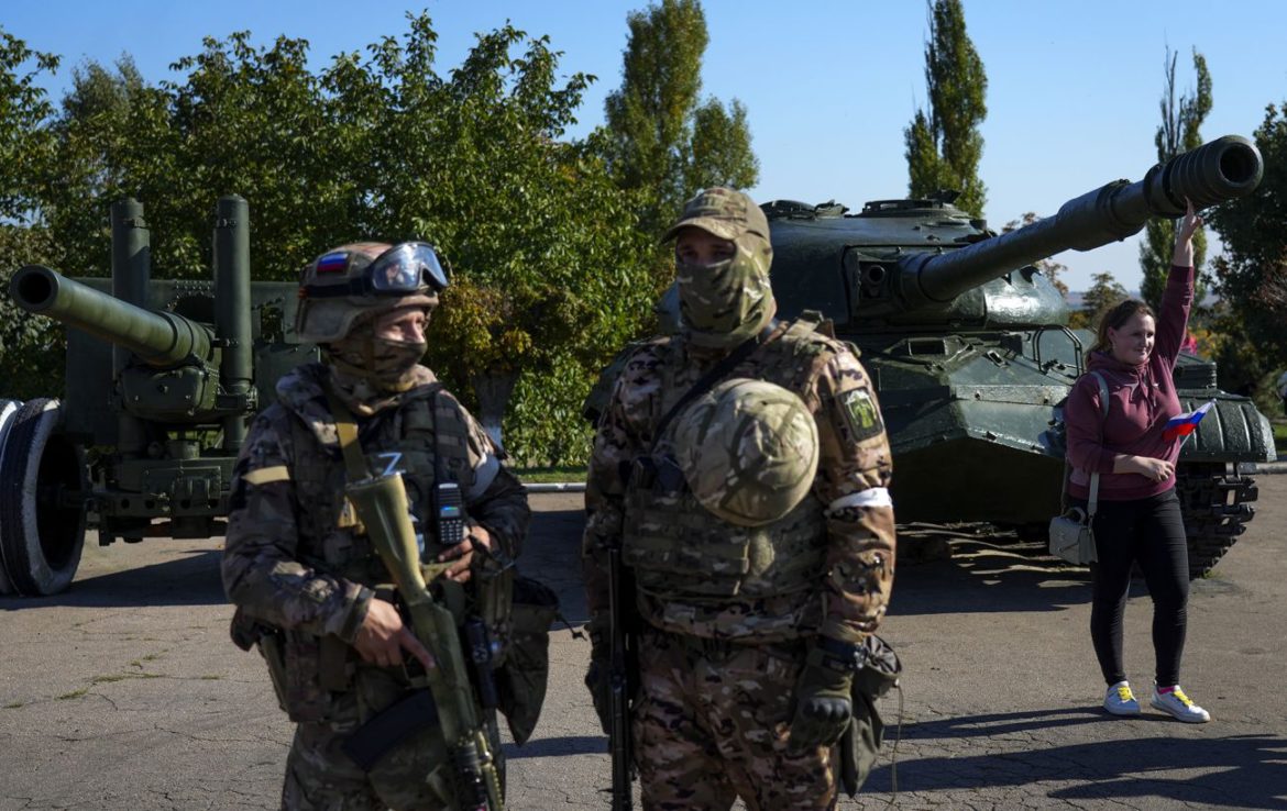 Атака по російській базі ППО в Криму: з’явився супутниковий знімок наслідків