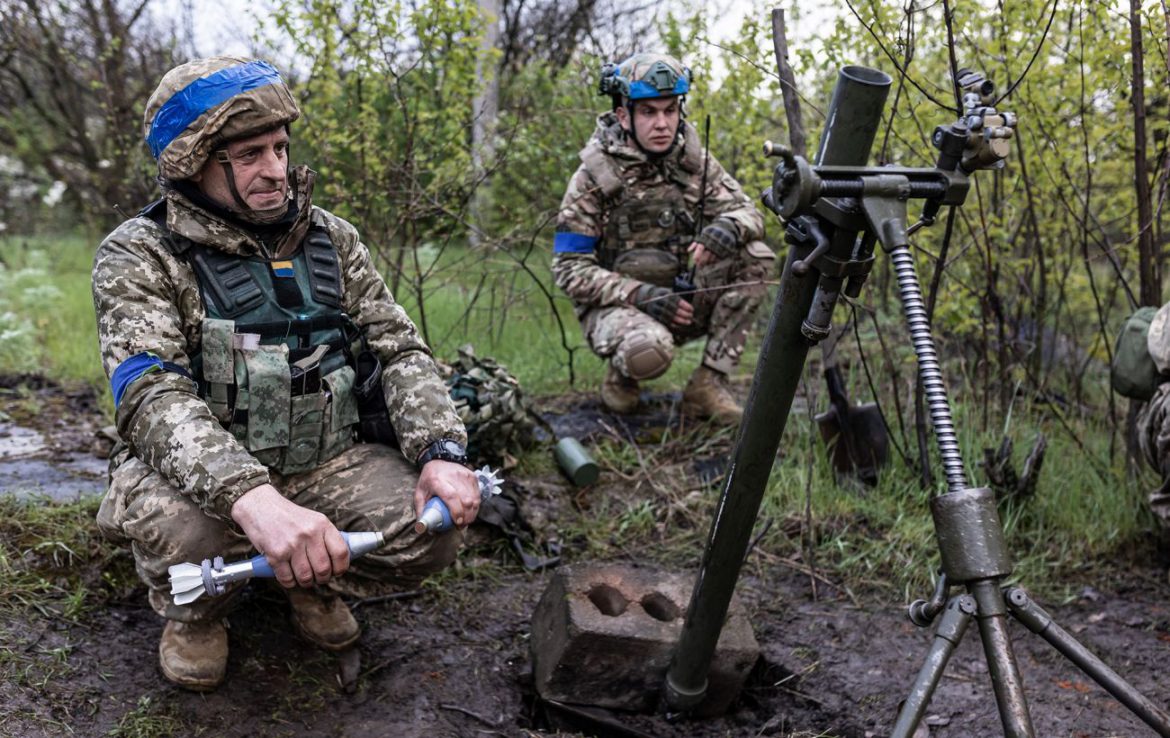 ЗСУ показали, як знищують окупантів і ворожу техніку (відео)