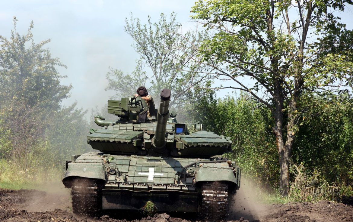 Бронетехніка ЗСУ прорвала головну лінію оборони ворога південніше Роботиного, – ISW