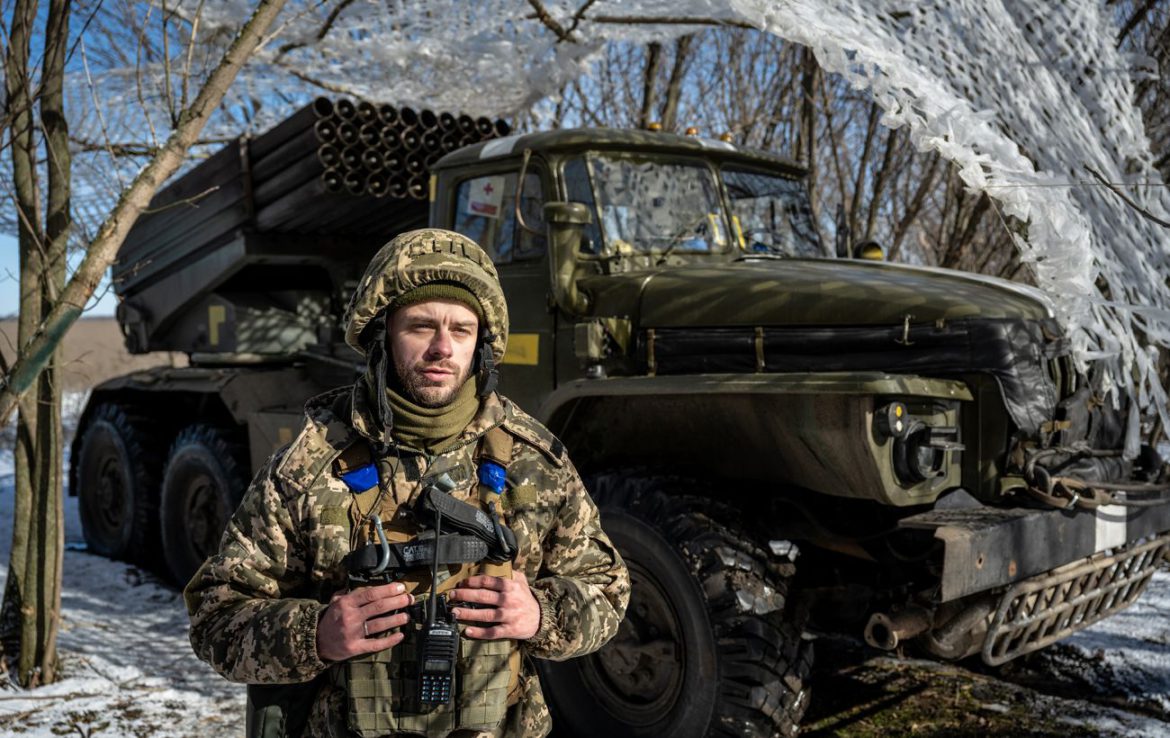 РФ зазнають втрат під Сватовим, а в Бахмуті тривають позиційні бої, – Генштаб