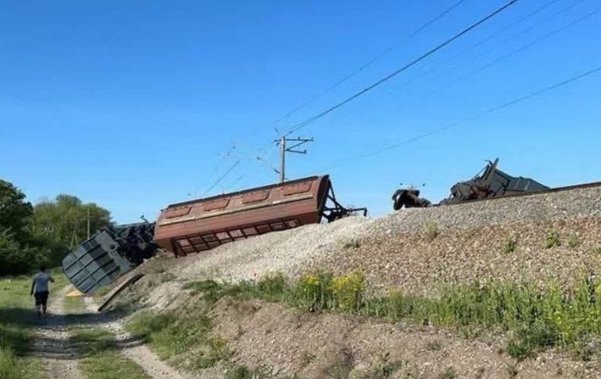 Підрив залізниці у Криму зірвав доставку ракет до Севастополя, – британська розвідка