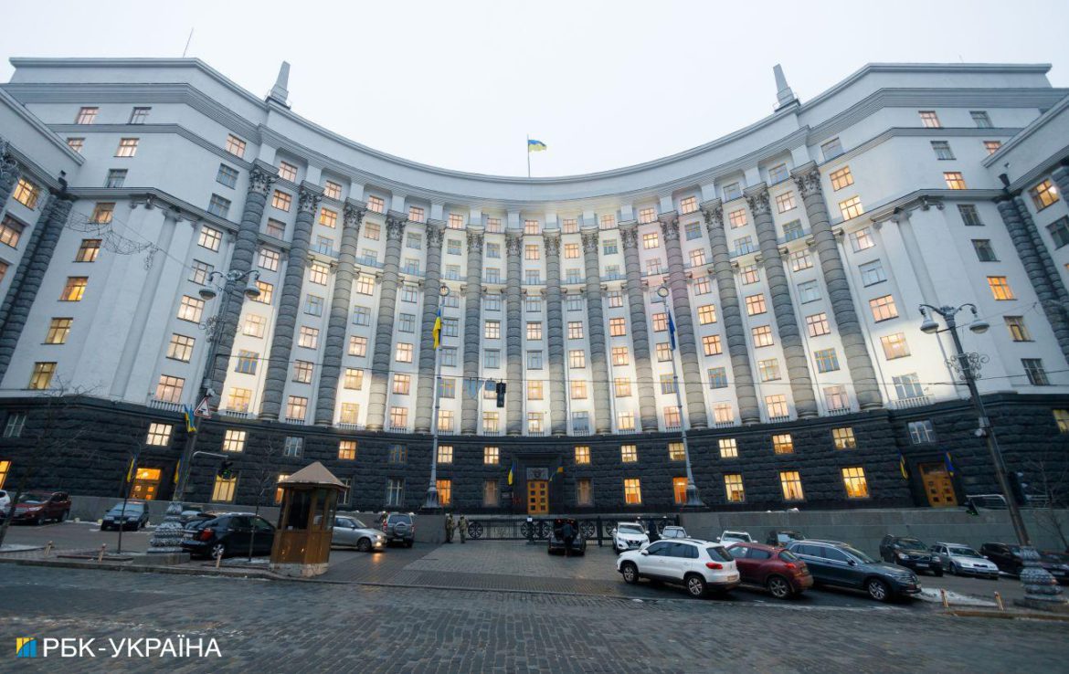 Кабмін призначив ще двох заступників Резнікова