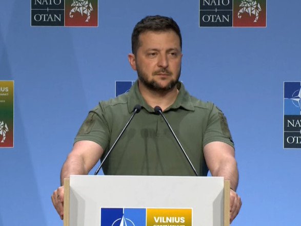 “Ми вдячні, Британія – наші партнери”: Зеленський відповів на слова Воллеса, що слід приділяти більше уваги вдячності за допомогу