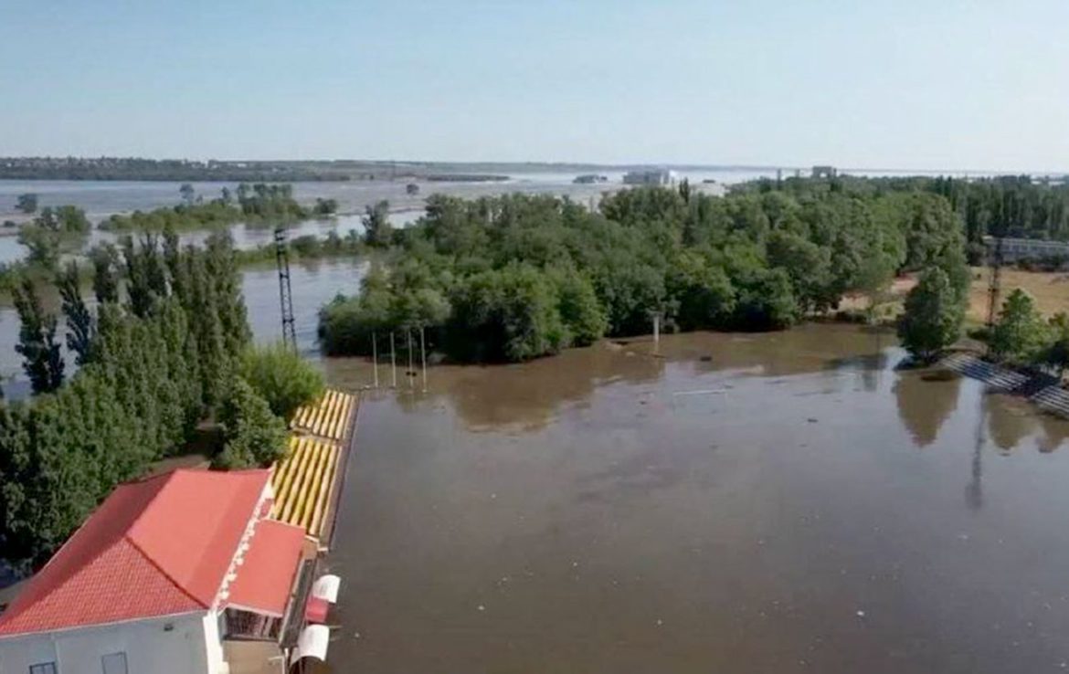 Повінь розшириться: в “Укргідроенерго” дали прогноз наслідків підриву Каховської ГЕС