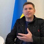 Подоляк висловився про повернення чоловіків з Європи