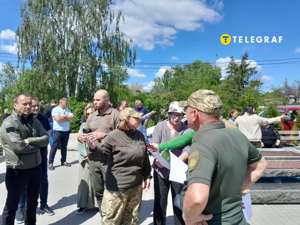 Могили розбрату. Довкола поховань Героїв на Лісовому цвинтарі Києва знову вирують скандали (фото, відео)