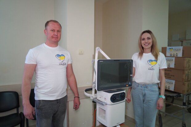 Рятує життя щодня: БФ молодіжна ініціатива "Надія" передали захисникам важливе обладнання 3 Рятує життя щодня: БФ молодіжна ініціатива "Надія" передали захисникам важливе обладнання