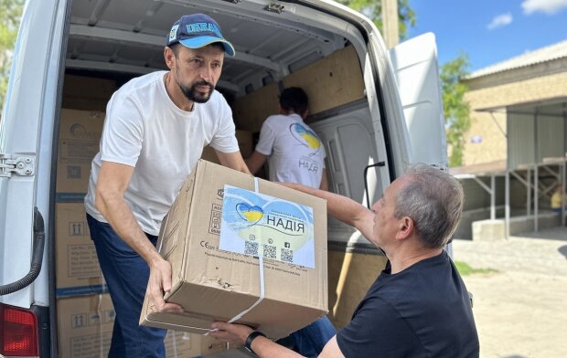 БФ молодіжної ініціативи “Надія” і фонд Миколи Томенка “Рідна країна” здійснили гуманітарну місію на Донбас