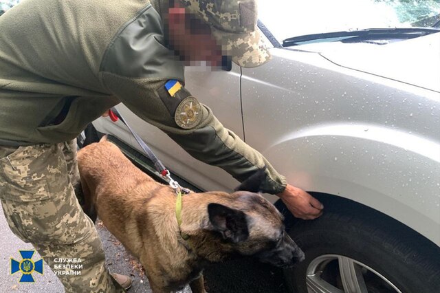 СБУ у Києві проводить перевірки урядового кварталу та прилеглих територій