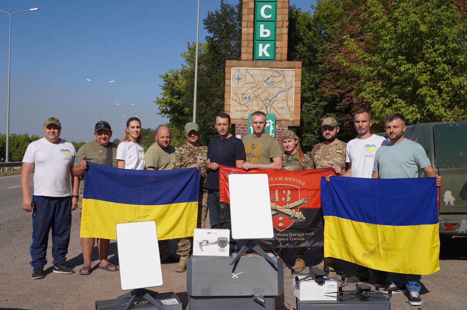 Обладнання для стабпунктів і мавіки для військових: БФ молодіжної ініціативи «Надія» працює на Донбасі