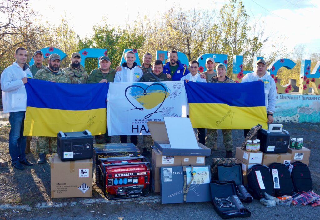 Обладнання для стабпунктів — БФ «Надія» доставив апарати непрямого масажу серця Easy Pulse на Донбас