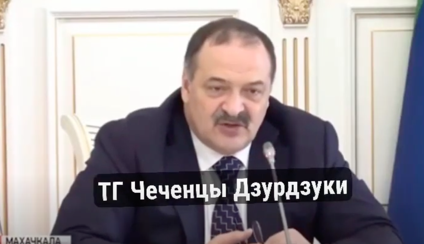 “Ішак зрозуміє”. В мережі поширюється відео, як очільник Дагестану відреагував на “кровну помсту” Кадирова