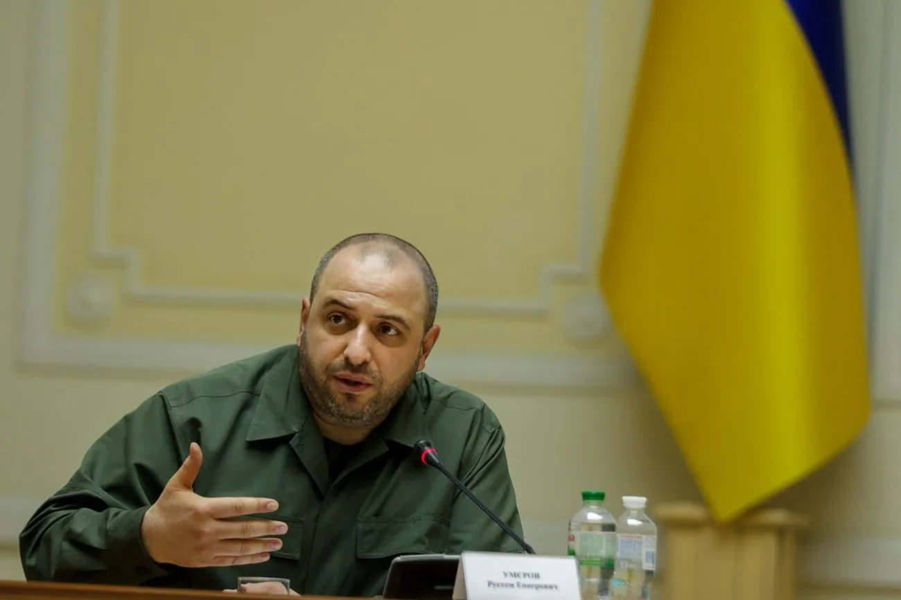 Умєров задекларував понад 1,6 млн грн зарплати і оренду дружиною квартири у США