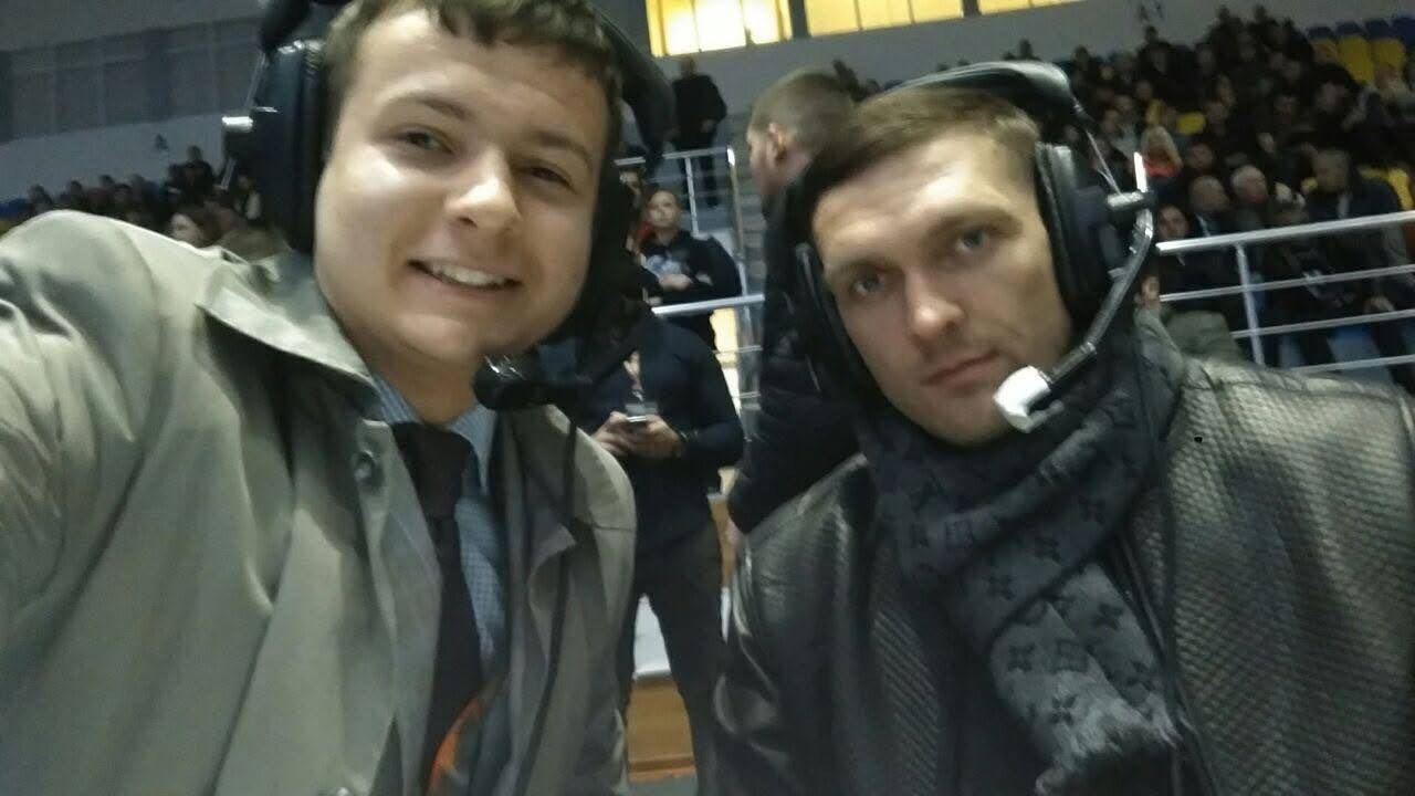 Відомий спортивний коментатор Віталій Дюга мобілізувався в прямому ефірі: “Іду добровільно — аби деокупувати рідну Асканію-Нова”