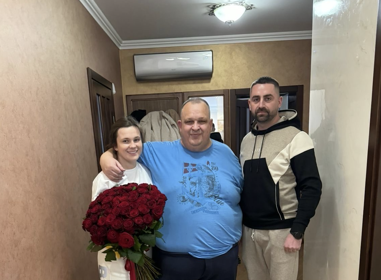 “Охоронці Надії України”: як благодійний фонд із Рівного потрапив у центр скандалу щодо переправлення ухилянтів за кордон