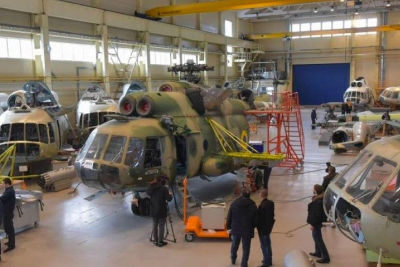 «Перерваний політ»: в яких умовах працює національне авіабудування і що з колись успішною українською вертолітною програмою?