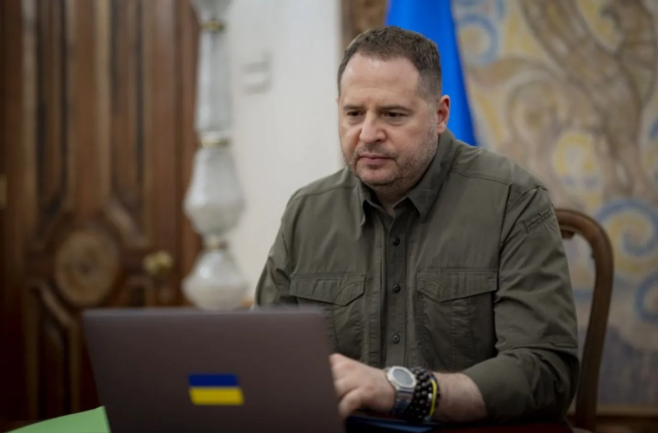 “Ця війна має коштувати йому росії”: Єрмак заявив, що нові санкції США “дуже ефективні”