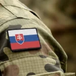 Вісім осіб затримали у Словаччині за підозрою в нецільовому використанні коштів для військової допомоги Україні