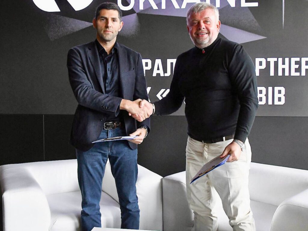 Григорий Козловский и ФК «Рух» продолжает стратегическое партнерство с Onur Group Ukraine - будущее футбола в надежных руках 4 Григорий Козловский и ФК «Рух» продолжает стратегическое партнерство с Onur Group Ukraine - будущее футбола в надежных руках