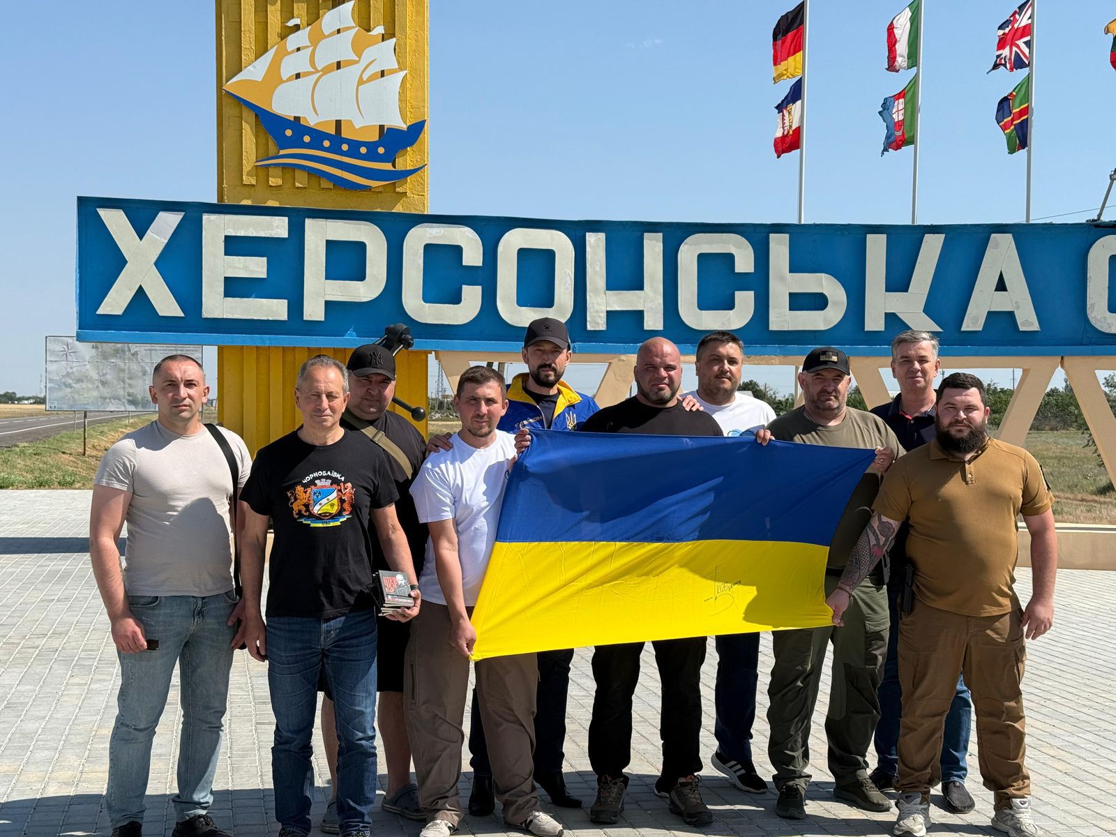Допомога, що рятує: фонд «Надія» та Валерій Дубіль підтримали військових і медиків на Херсонщині та Миколаївщині
