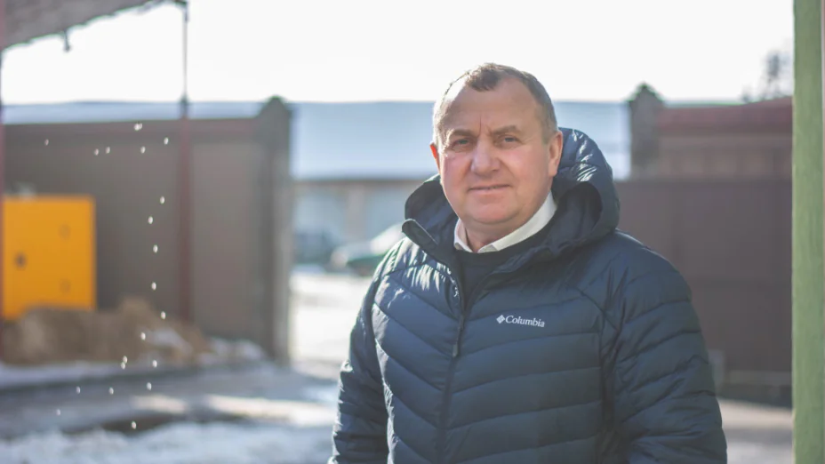 Сім’я голови громади на Сумщині скуповує землю за копійки. Раніше посадовця звинувачували у допомозі окупантам