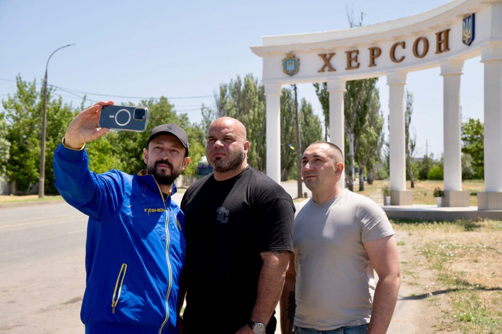 Допомога, що рятує: фонд «Надія» та Валерій Дубіль підтримали військових і медиків на Херсонщині та Миколаївщині 2 Допомога, що рятує: фонд «Надія» та Валерій Дубіль підтримали військових і медиків на Херсонщині та Миколаївщині