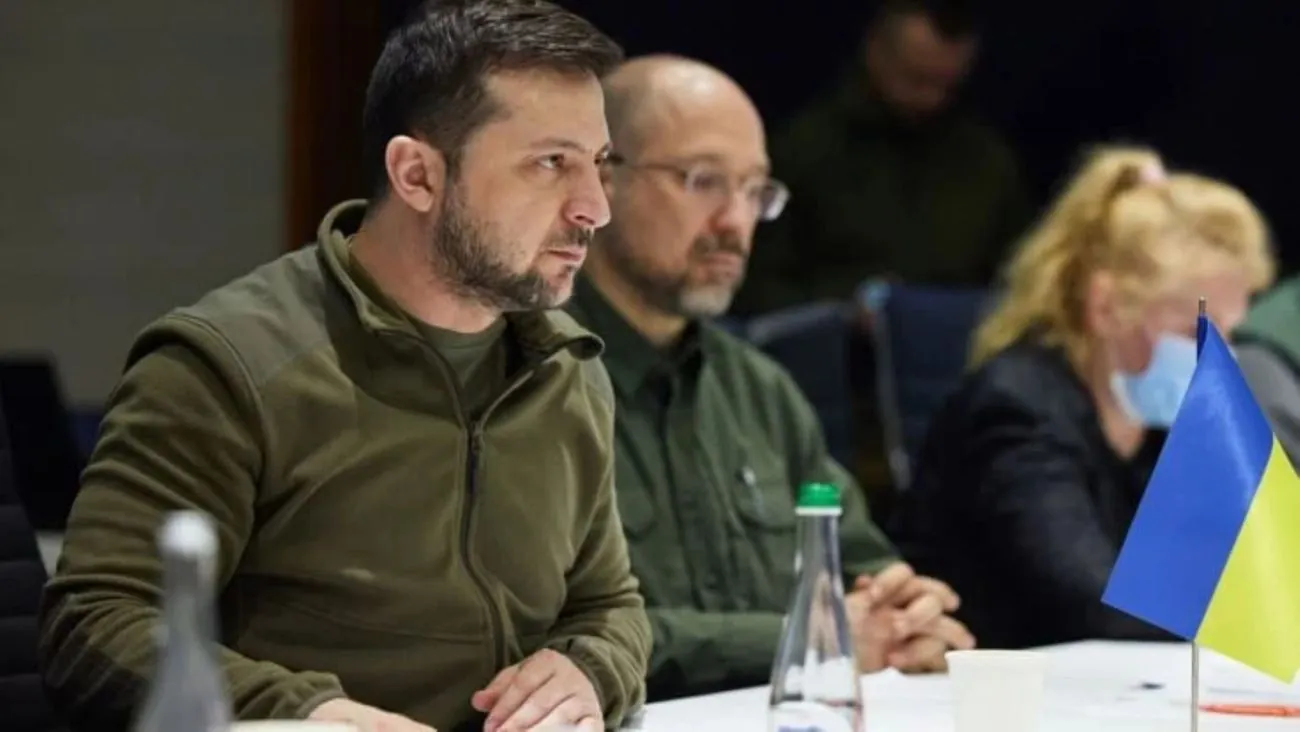 Зеленський доручив Шмигалю терміново укласти контракти на дрони для ЗСУ