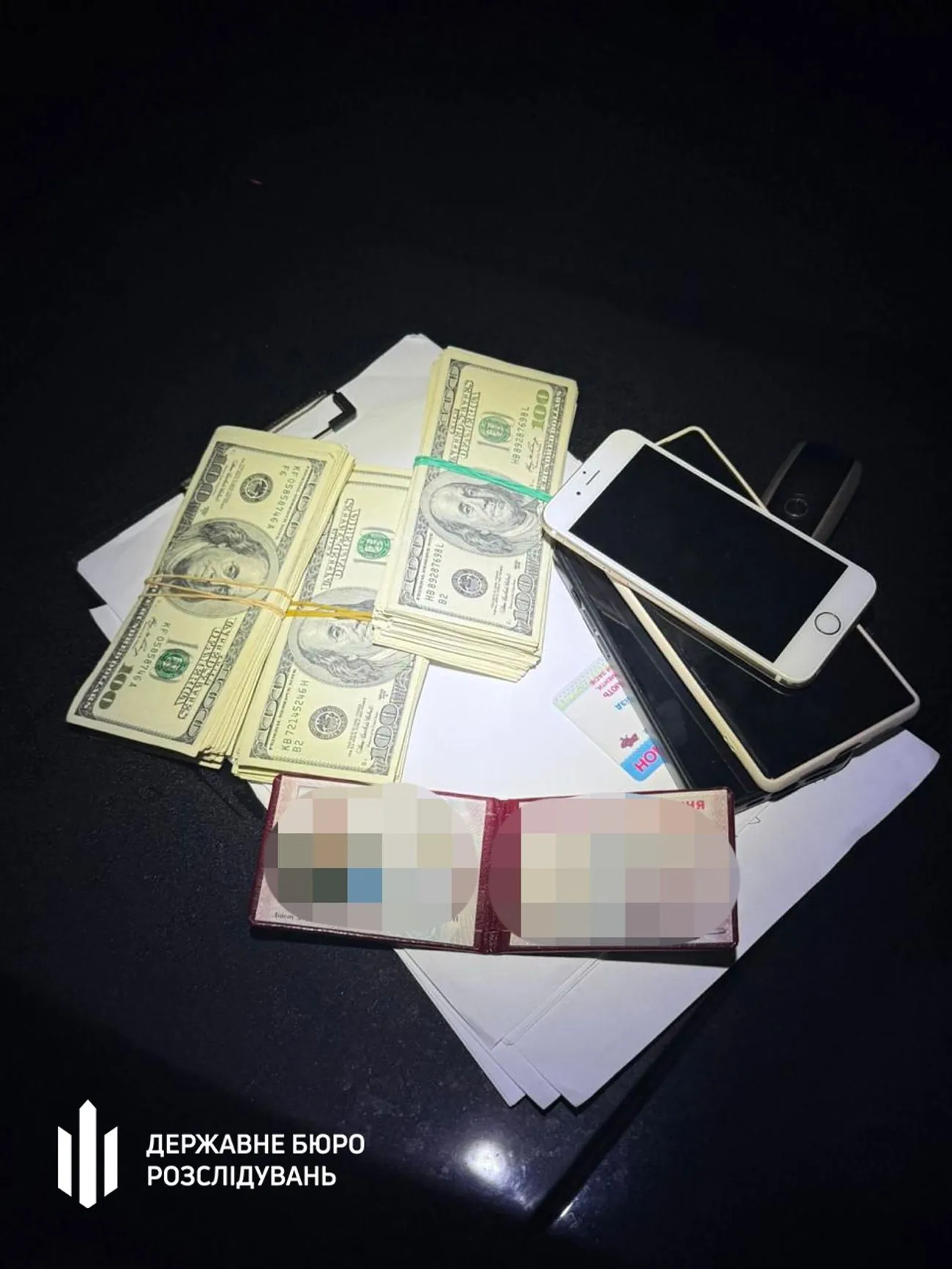 Правоохоронець за 13,5 тисяч доларів переправляв ухилянтів до Молдови: йому повідомили про підозру - ДБР