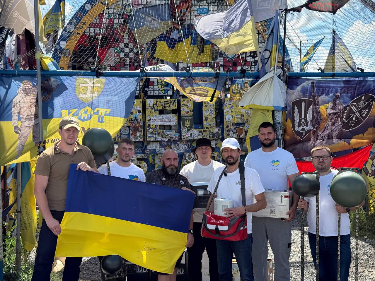 До Дня медичного працівника Валерій Дубіль, Віта Присяжнюк і фонд «Надія» здійснили гуманітарну місію на Донеччину та Сумщину