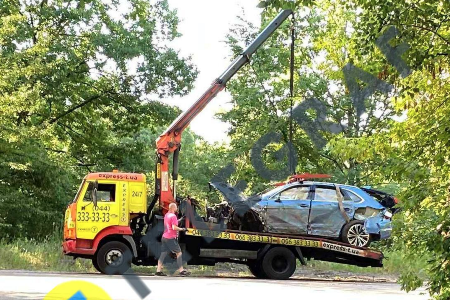 У Києві пʼяний бізнесмен Сергій Надєєв вщент розбив Bentley Bentayga