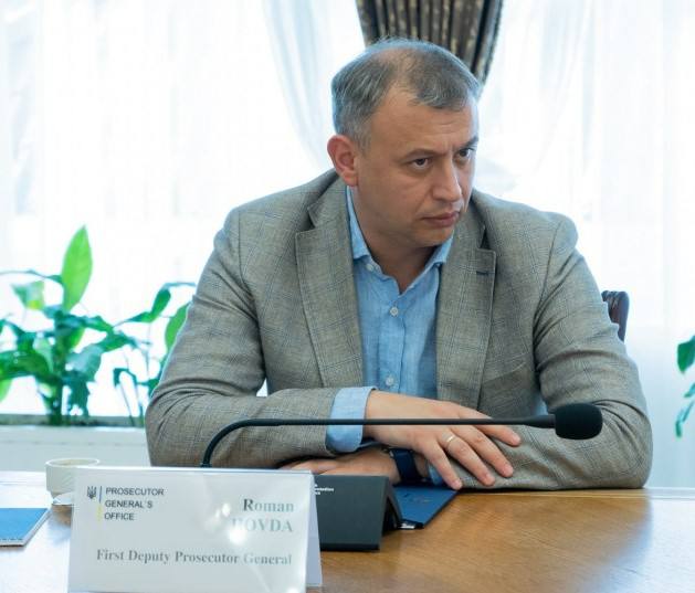 Прокурор Януковича Роман Говда, який перебрався на Житомирщину, кошмарить бізнес та блокує збір зернових 9 Прокурор Януковича Роман Говда, який перебрався на Житомирщину, кошмарить бізнес та блокує збір зернових