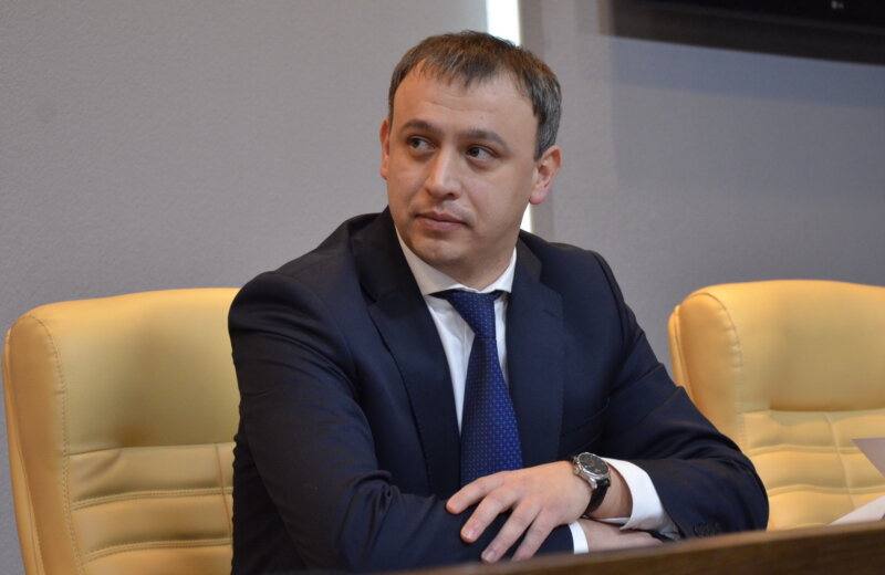 Прокурор Януковича Роман Говда, який перебрався на Житомирщину, кошмарить бізнес та блокує збір зернових