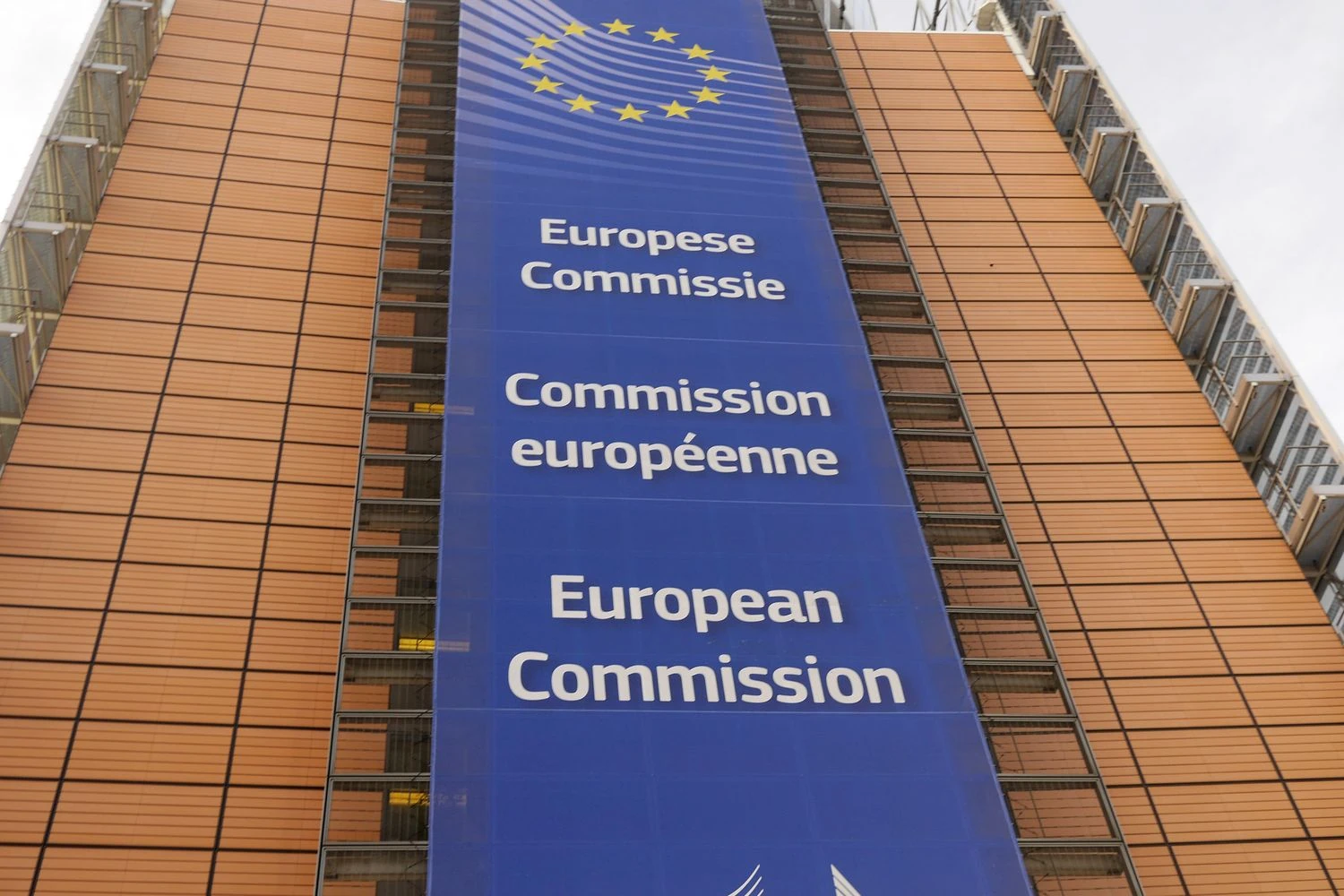 ЄС виділить близько €200 млн на шкільне харчування для українських дітей