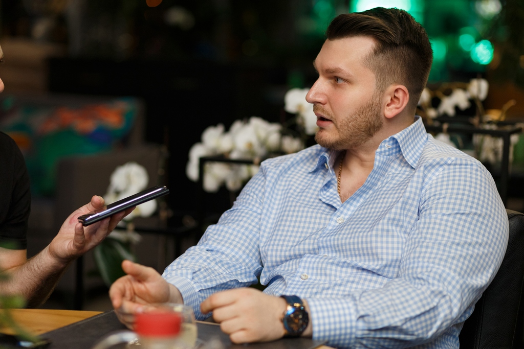 Одеський аферист Ігор Лосєв замітає сліди та хоче повернутись у бізнес