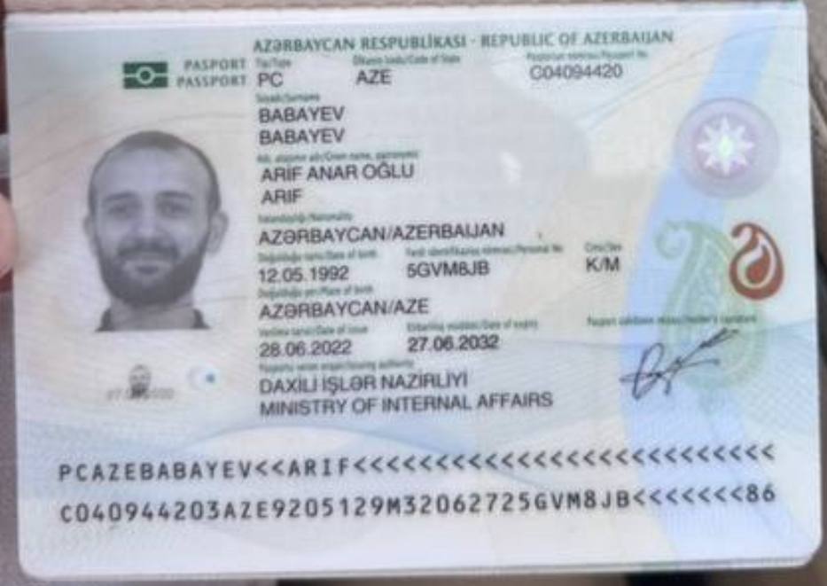 Поки наші воїни проливають кров за Україну, зрадники у владних кабінетах продають країну зсередини 6 Поки наші воїни проливають кров за Україну, зрадники у владних кабінетах продають країну зсередини