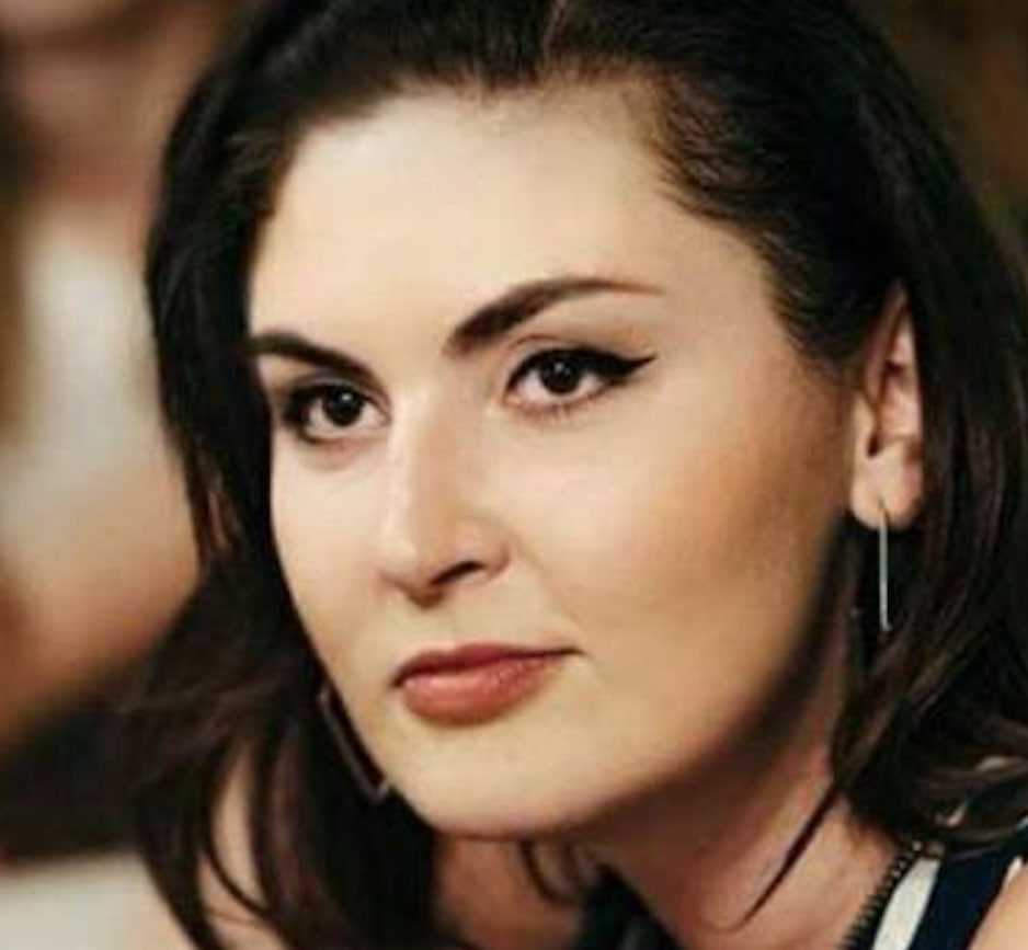 Благодійний фонд «Перемога потребує героїв» та його директорка Таїсія Нечитайло викрала автівки українських військових