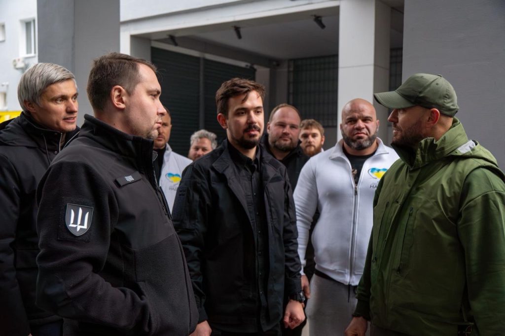 30 місій для ГУР та 360 виїздів на фронт: фонд «Надія» з партнерами зміцнює українську оборону