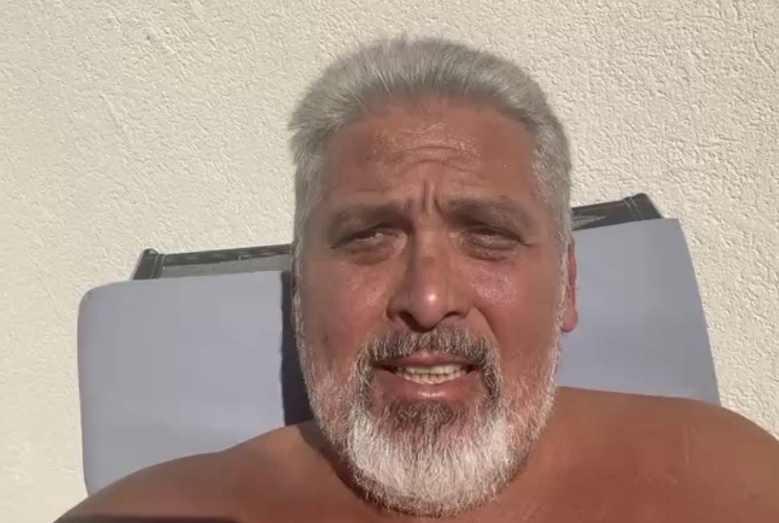 Онлайн-магазин наркотиків. У Києві спіймали кур’єра сепаратиста Костянтина Бєдового (Кості Калоші)